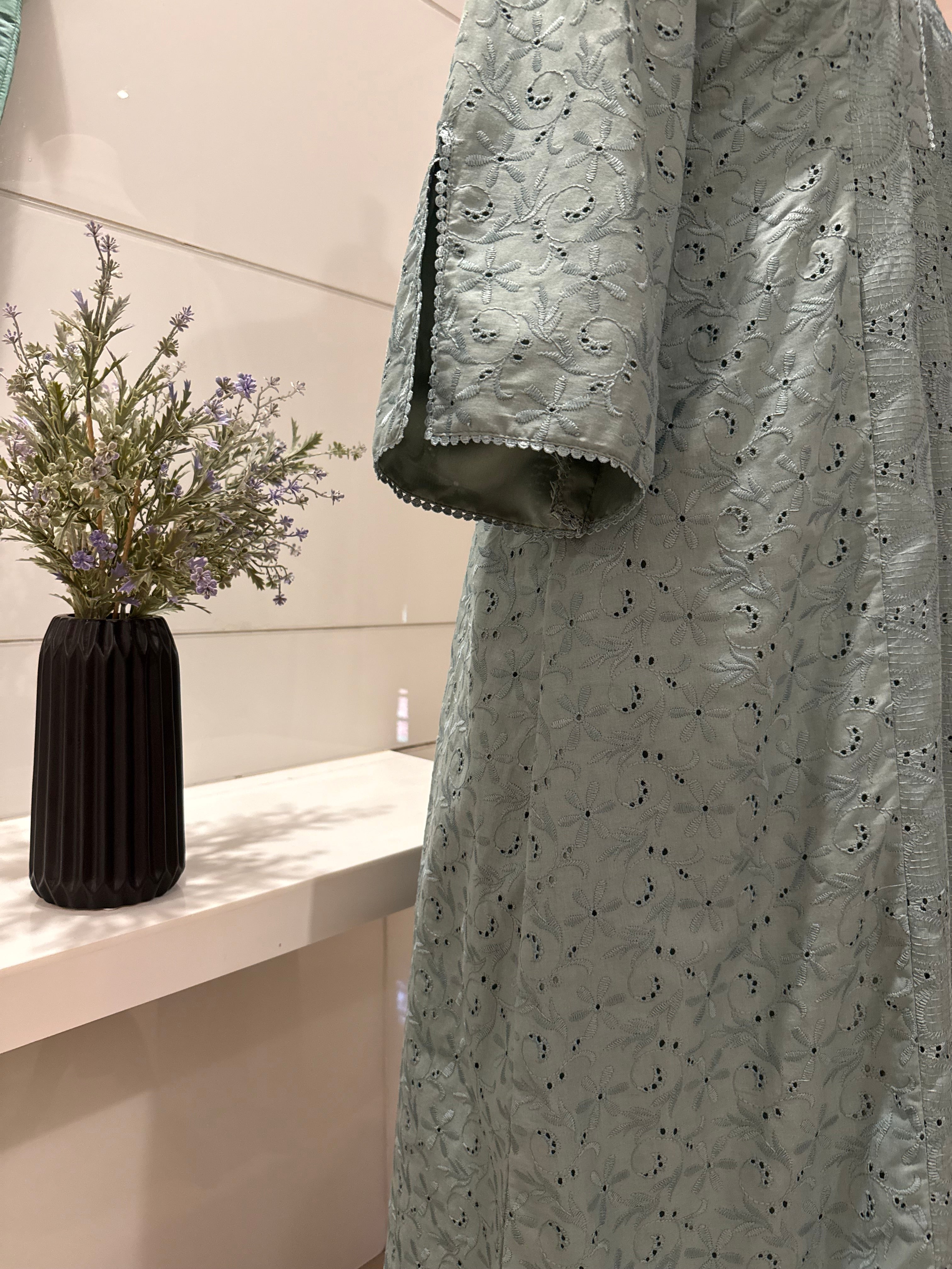 Hakoba embroidery set