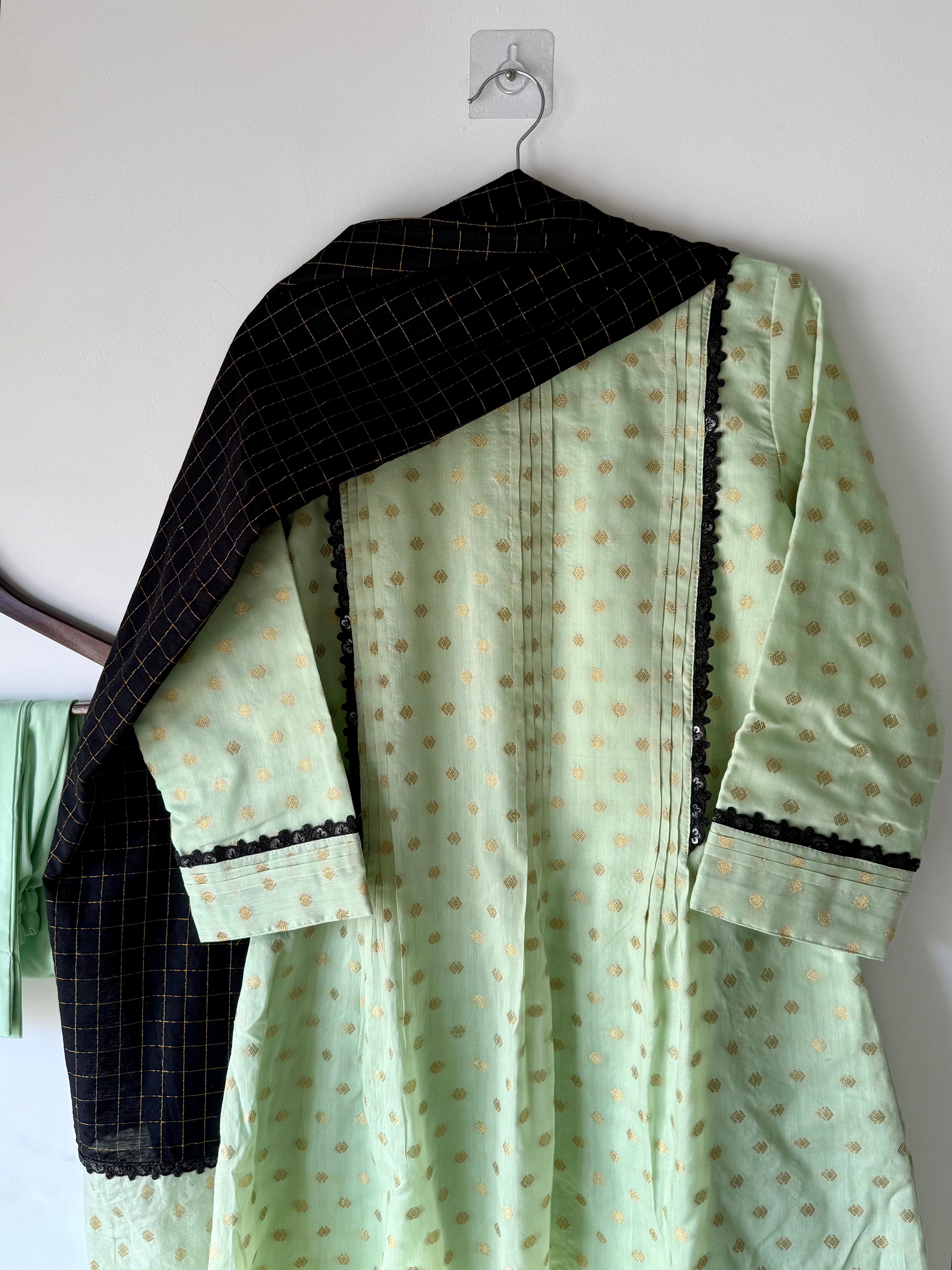 Green black chanderi set